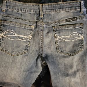 Cowgirl Tuff DFMI 29×33 jeans